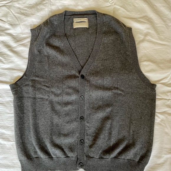 Vintage Sweater Vest - Picture 7 of 9